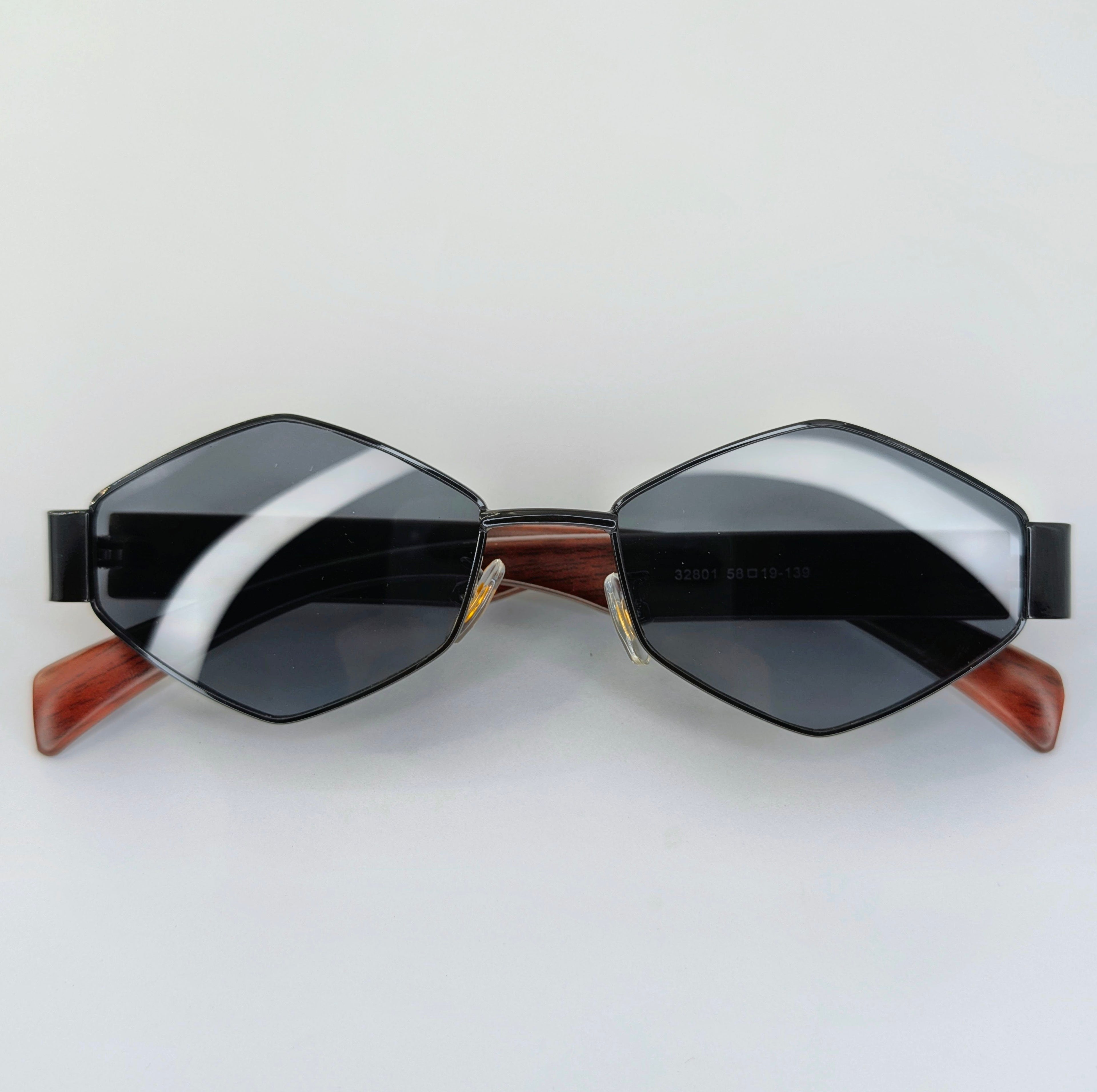 BLACK&GOLD MEHRU